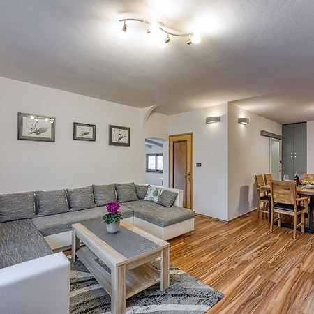 Apartments Suki روفينج المظهر الخارجي الصورة
