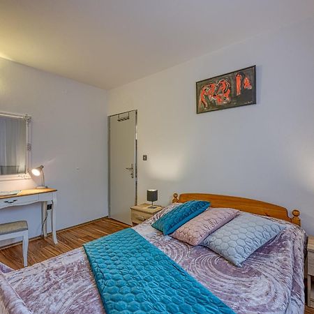 Apartments Suki روفينج المظهر الخارجي الصورة