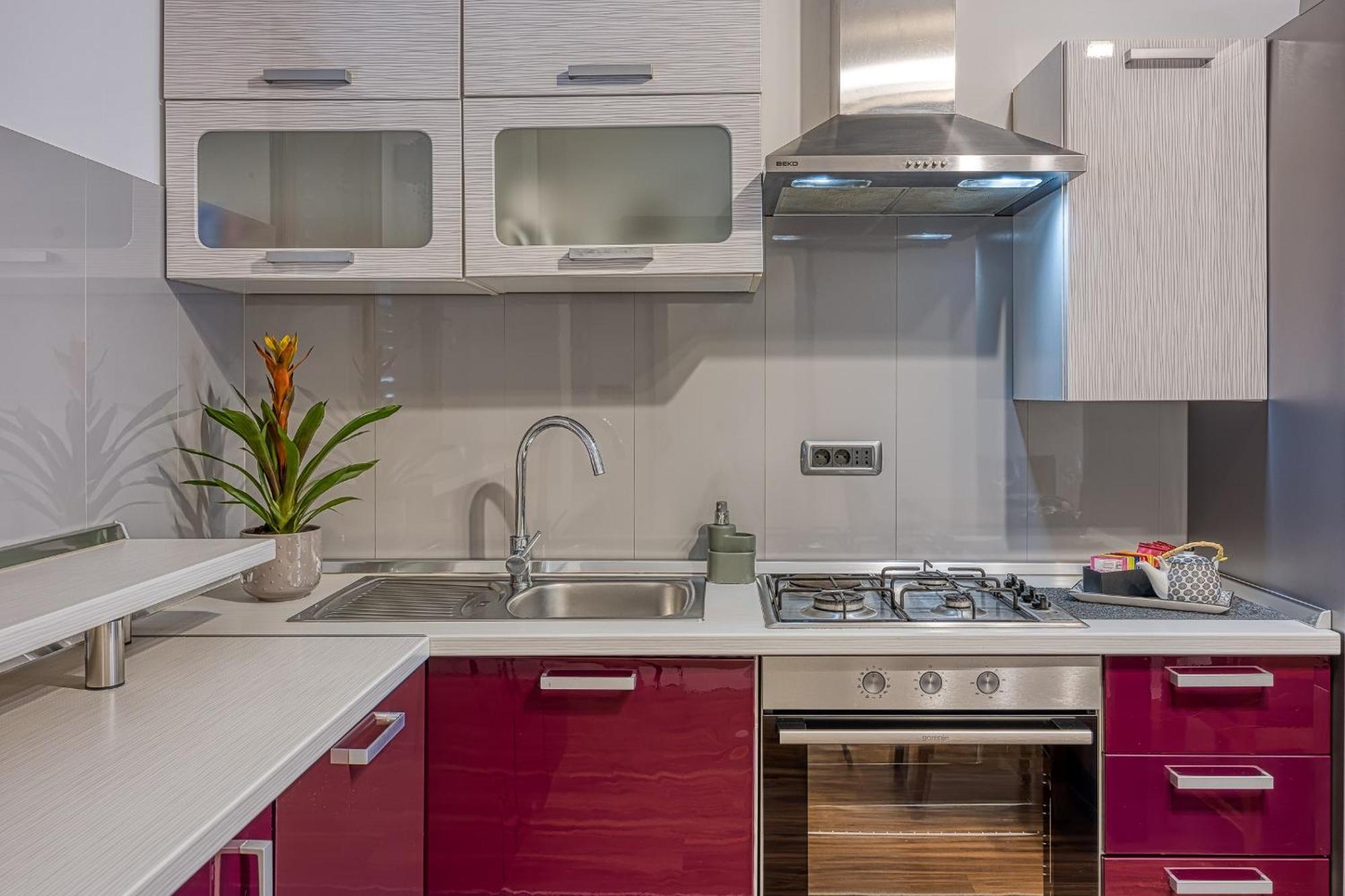 Apartments Suki روفينج المظهر الخارجي الصورة