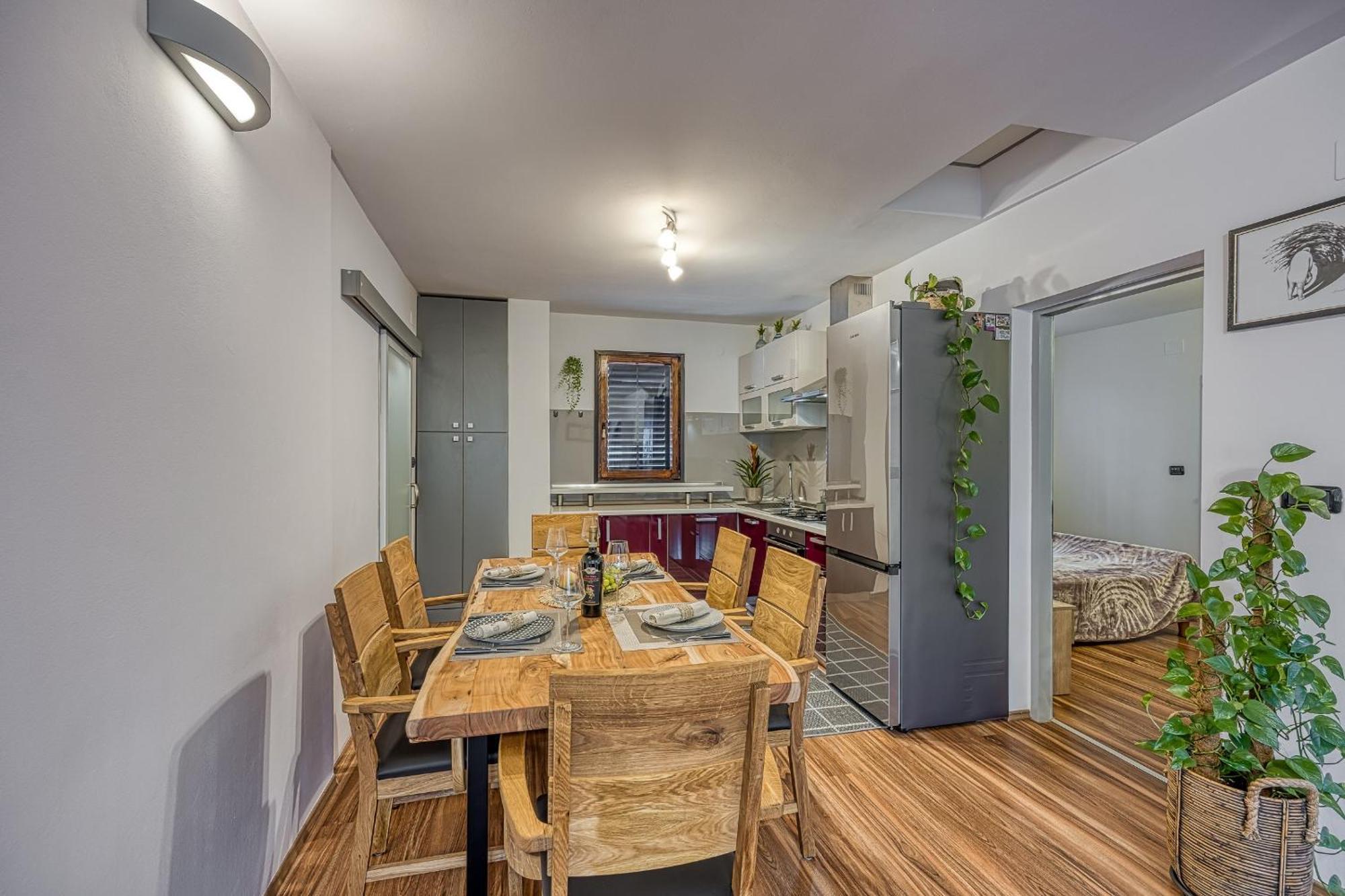 Apartments Suki روفينج المظهر الخارجي الصورة