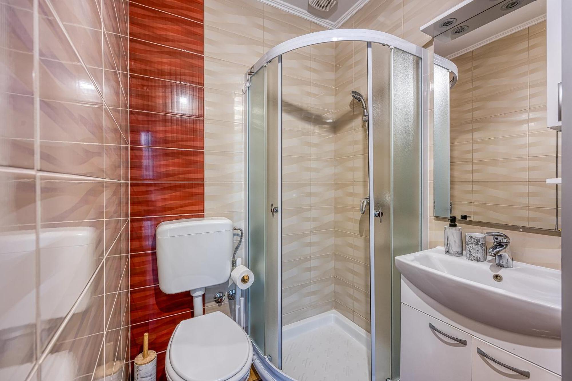 Apartments Suki روفينج المظهر الخارجي الصورة