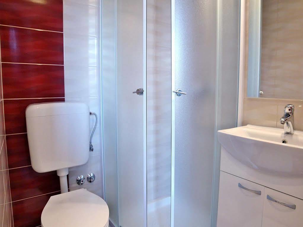 Apartments Suki روفينج المظهر الخارجي الصورة